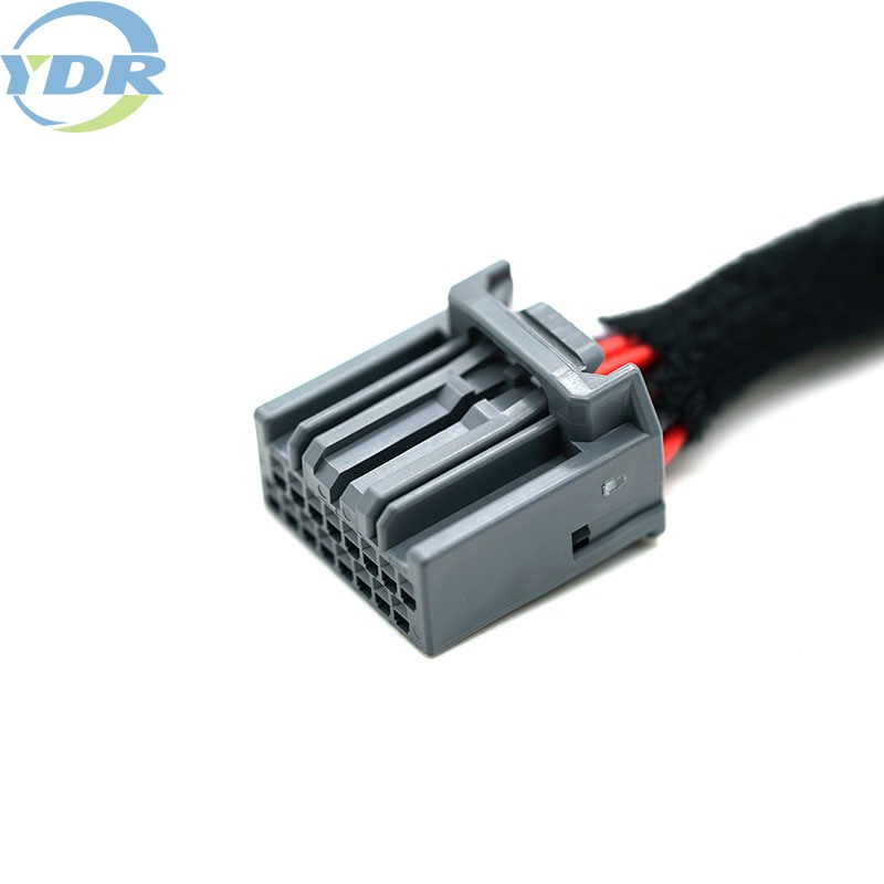 Cad é an difríocht idir cóimeáil cábla agus cóimeáil úmacha?